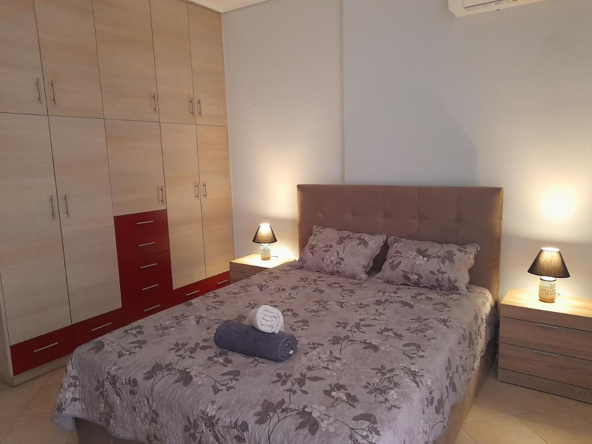 Ιδανικό Διαμέρισμα Δίπλα Στο Μετρό, Ανάμεσα Στο Κέντρο Και Τη Παραλία Aten Exteriör bild
