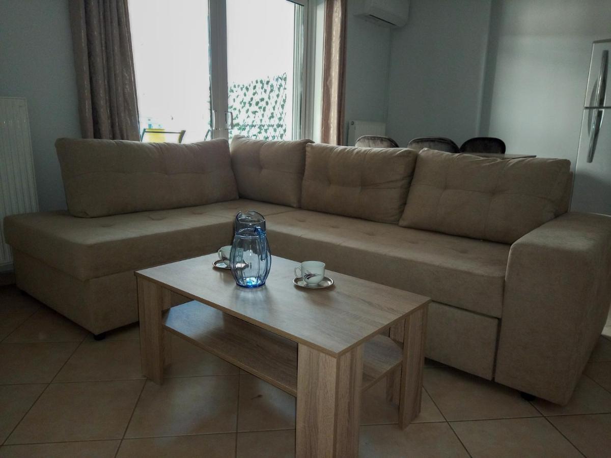 Ιδανικό Διαμέρισμα Δίπλα Στο Μετρό, Ανάμεσα Στο Κέντρο Και Τη Παραλία Aten Exteriör bild